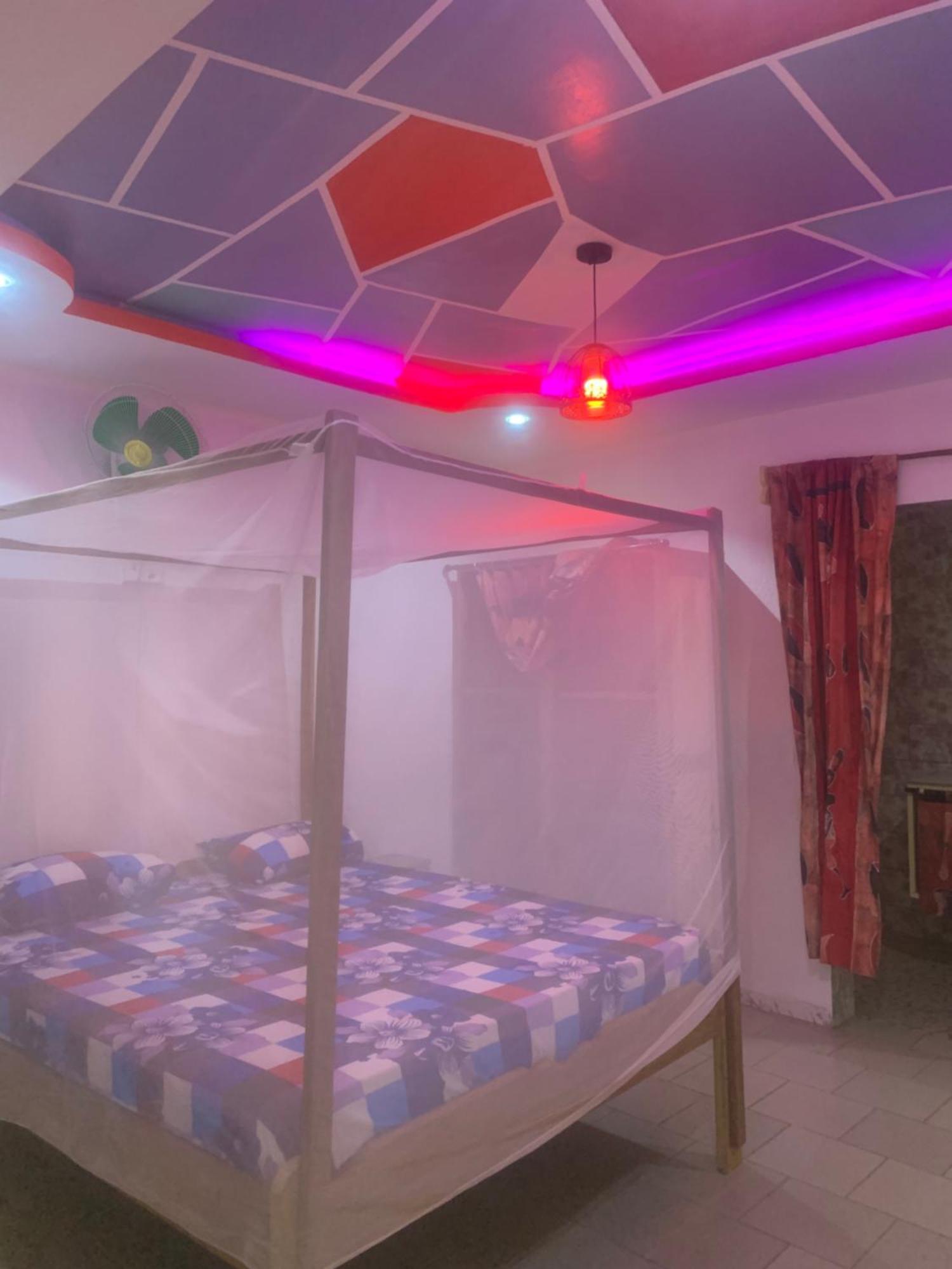 Auberge Keur Ely Ouoran Dış mekan fotoğraf